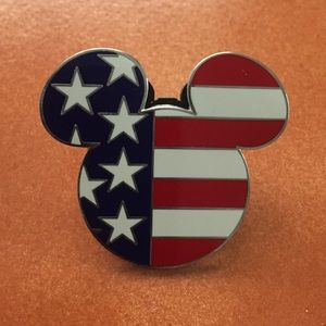 Mickey Mouse Stars & Stripes trading pin 🇺🇸